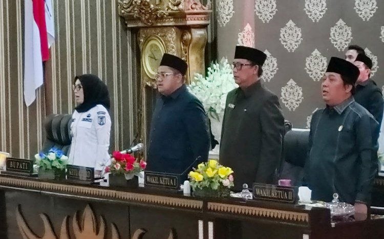 Rial Kalbadi Pimpin Paripurna DPRD Way Kanan: Sahkan Perda Literasi dan Terima Rancangan KUA-PPAS 2027 dari Bupati Ayu